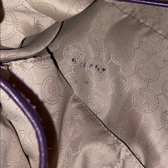 Purple/Plum Michael Kors bag - Picture 6 of 12